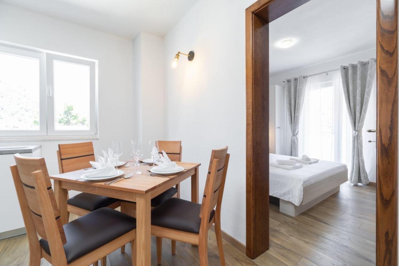 Maloa Two Bedroom Apartment Smokvica  Bagian luar foto